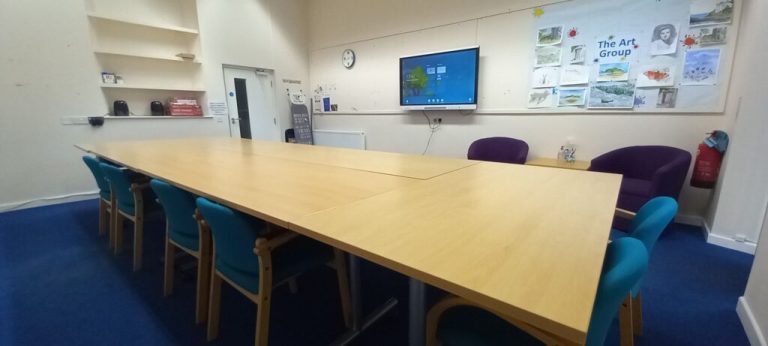 Kellow Room